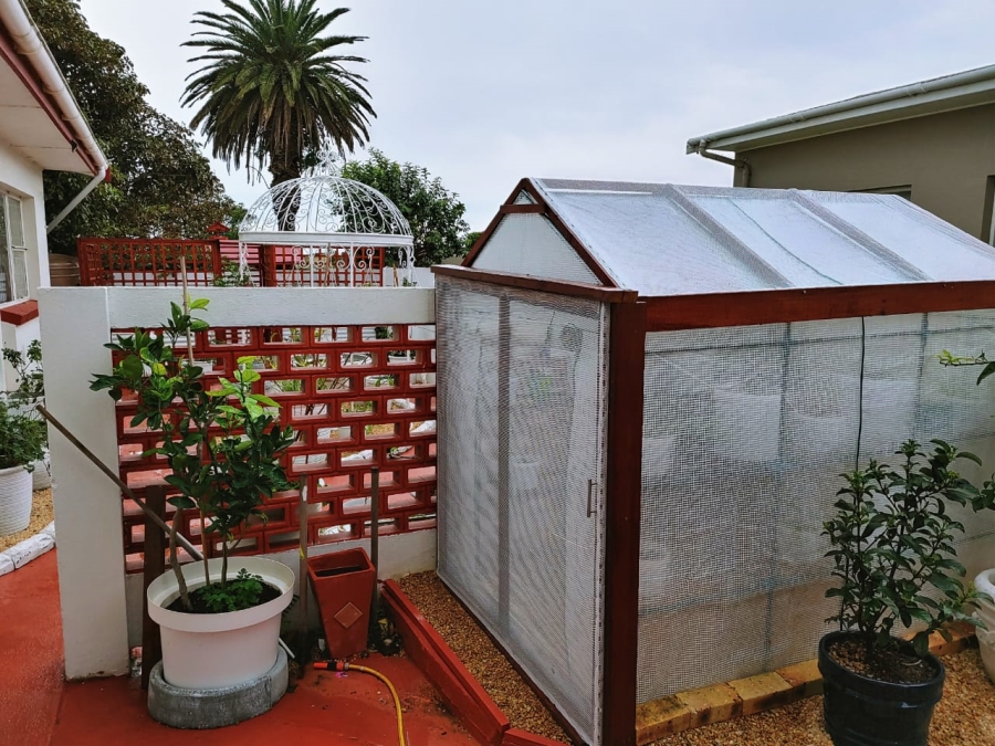 4 Bedroom Property for Sale in Morningside Eastern Cape